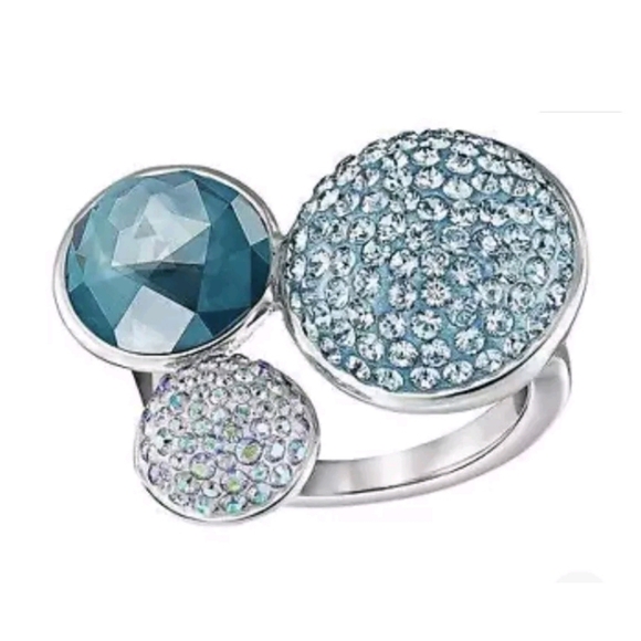 Authentic DANIELSWAROVSKI ToneBIue Crystal Ring - Picture 5 of 10
